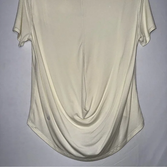 Lululemon Cream Short Sleeve High Low Women's Flowy Top - Picture 6 of 7